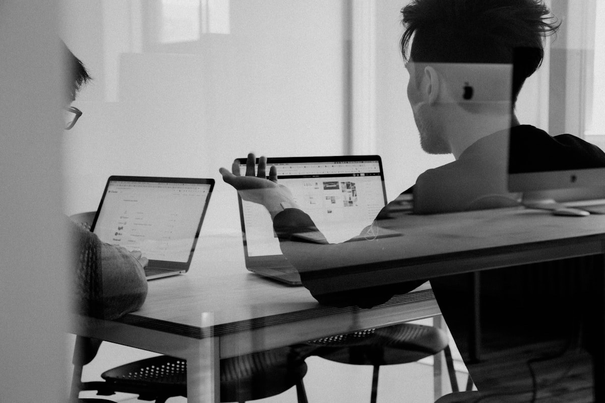 Custom CRM vs Off-the-Shelf: Which Is Right for Your Business?